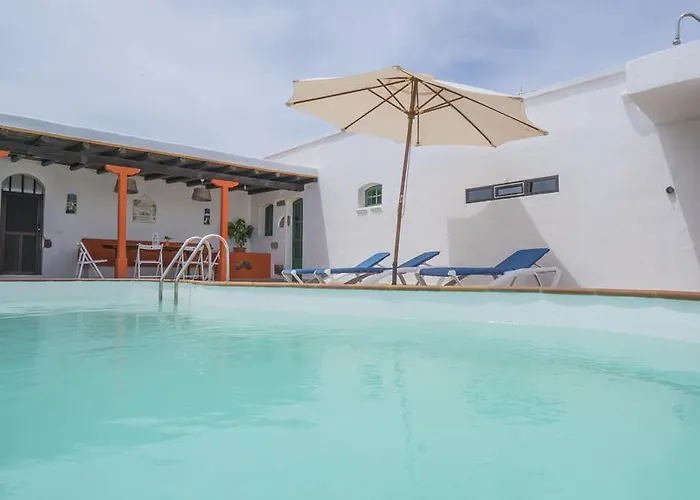 With Amazing Views, Jacuzzi And Private Pool * San Bartolome (Las Palmas)