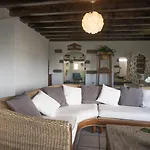 With Amazing Views, Jacuzzi And Private Pool San Bartolomé